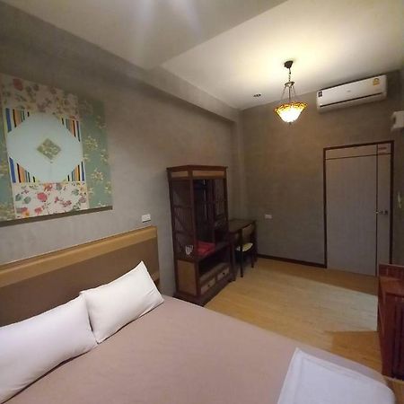 曼谷布里旅舍旅舍 外观 照片